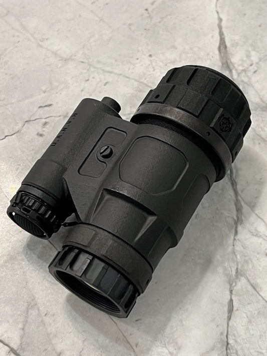 L3 White Phosphor Nocturn Industries Tanto