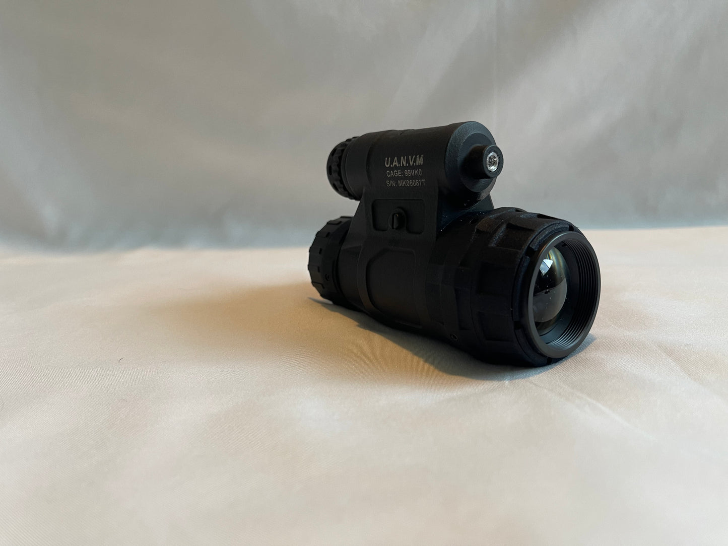 Elbit White Phoshor Nocturn Industries Tanto